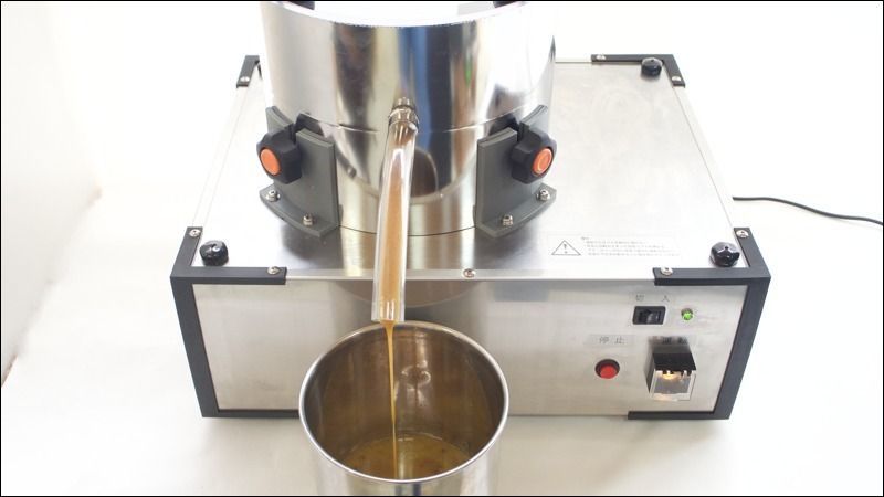 搾油機 油しぼり機SHiBOROオリーブオイルを搾ろう